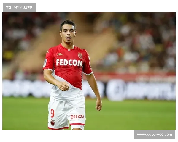 法国前锋本耶德尔加盟摩洛哥球队，生涯新篇章开启